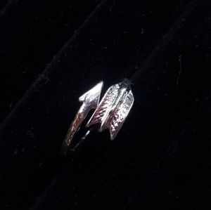 Dainty Silvertone Arrow Ring